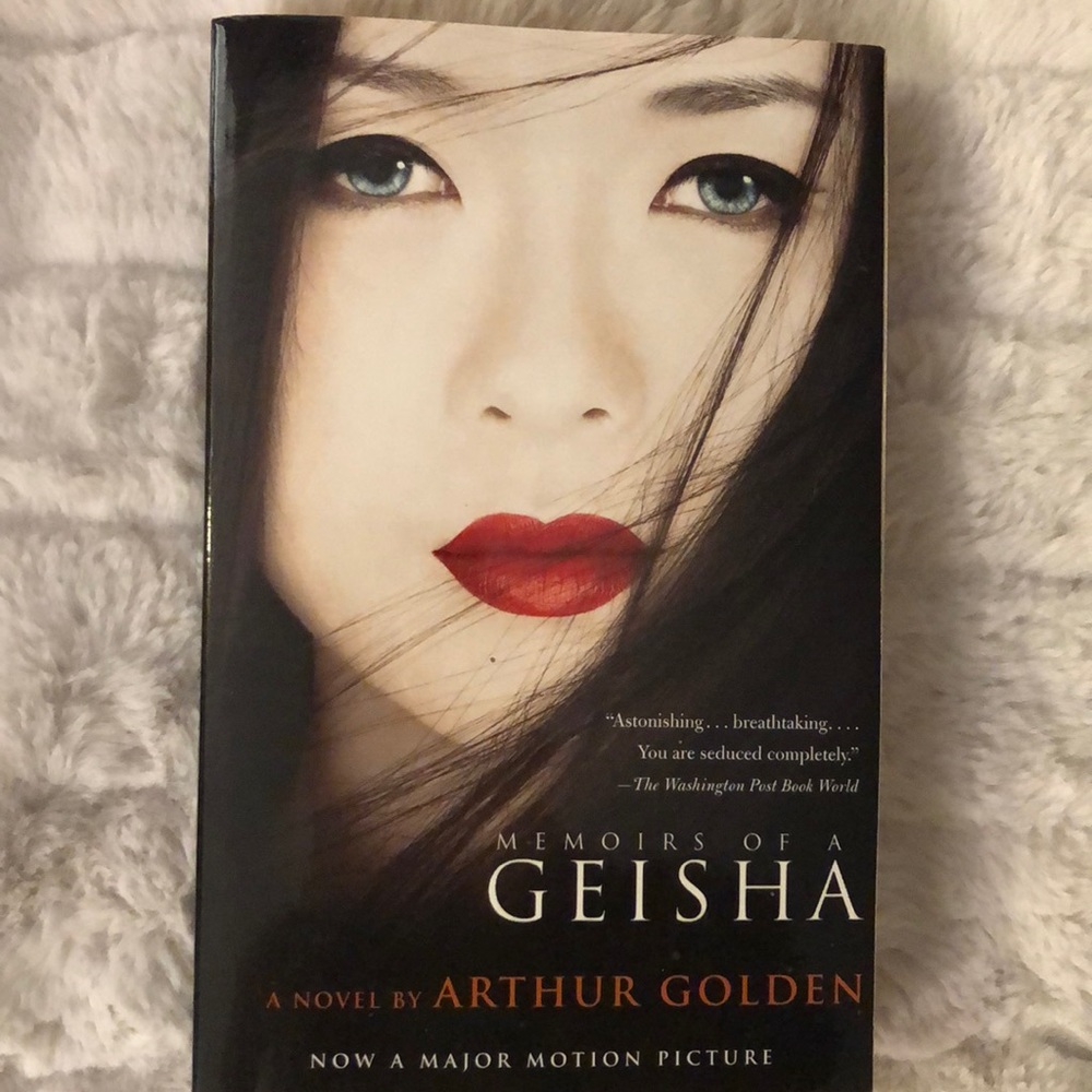 Memoirs of a Geisha book - Picture 1 of 2